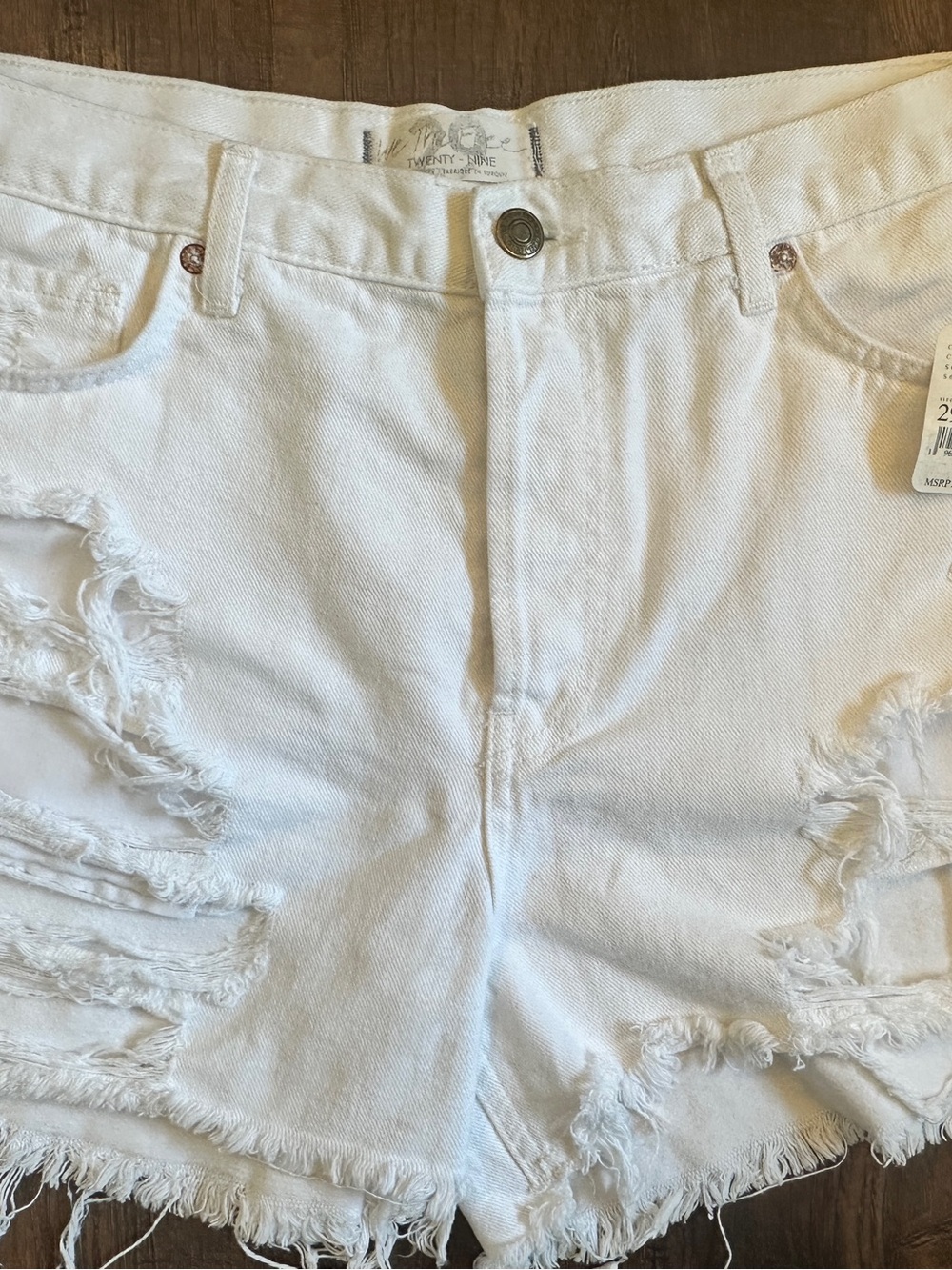 Free People We The Free White Distressed Denim Cutoff Shorts NWT Size 29